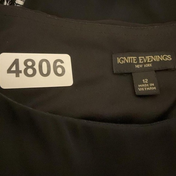 Ignite evening Foil Trim Asymmetrical Popover Dress size 12 - Picture 4 of 6